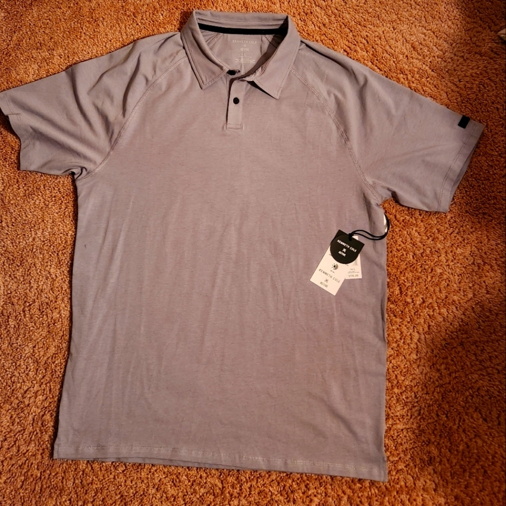 Brand New Kenneth Cole size Large short sleeve shirt
